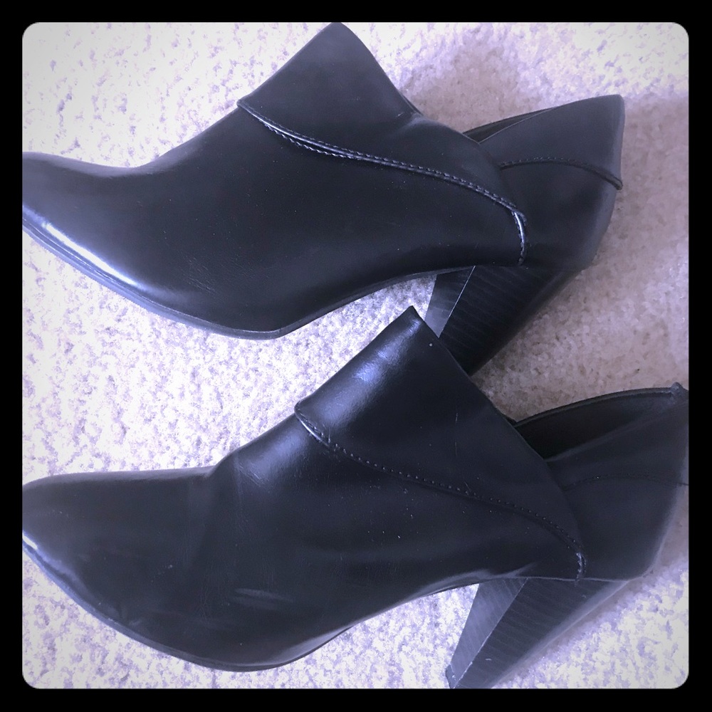 Shoe boots